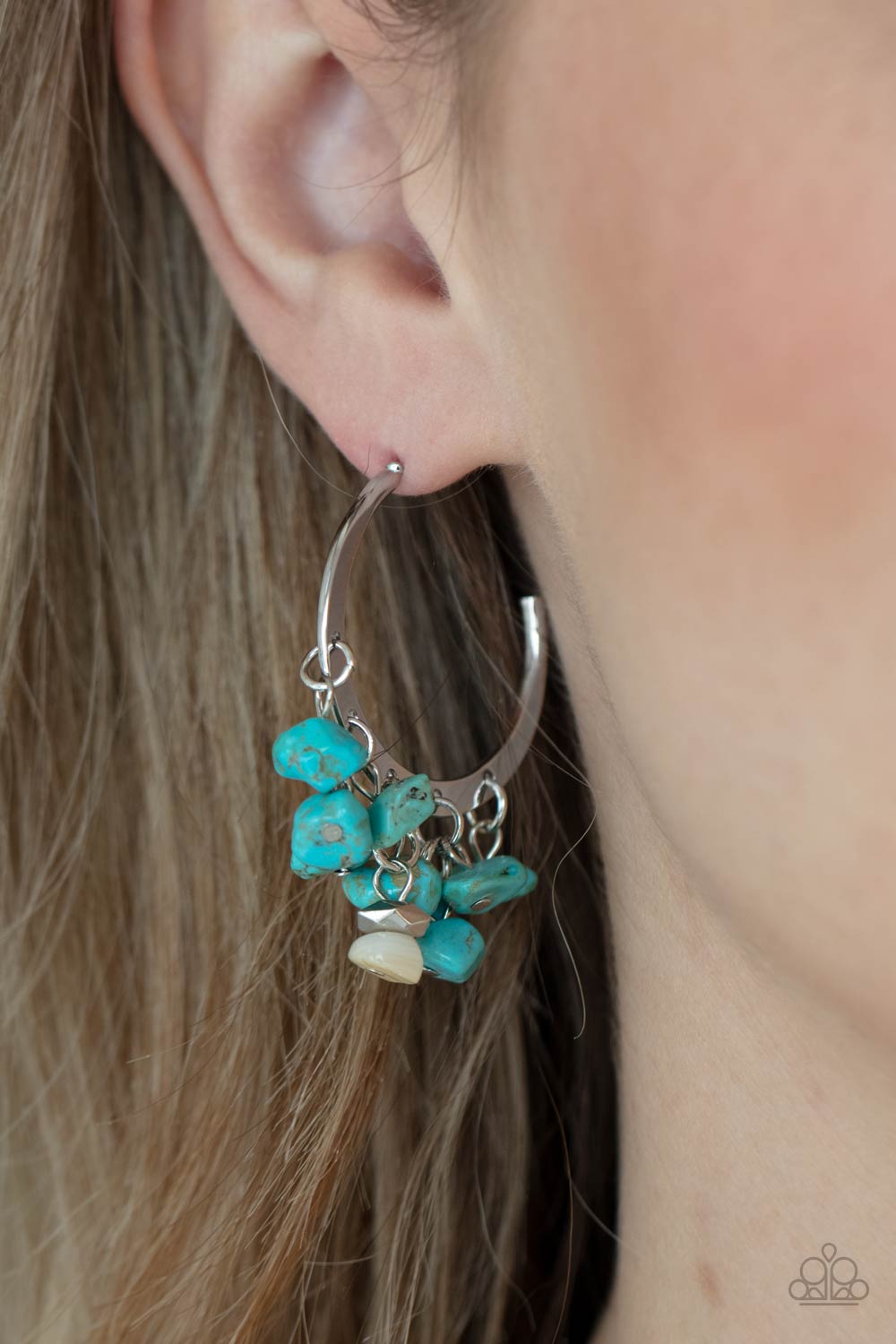 Paparazzi Gorgeously Grounding - Blue- Bling Is Just A Thing